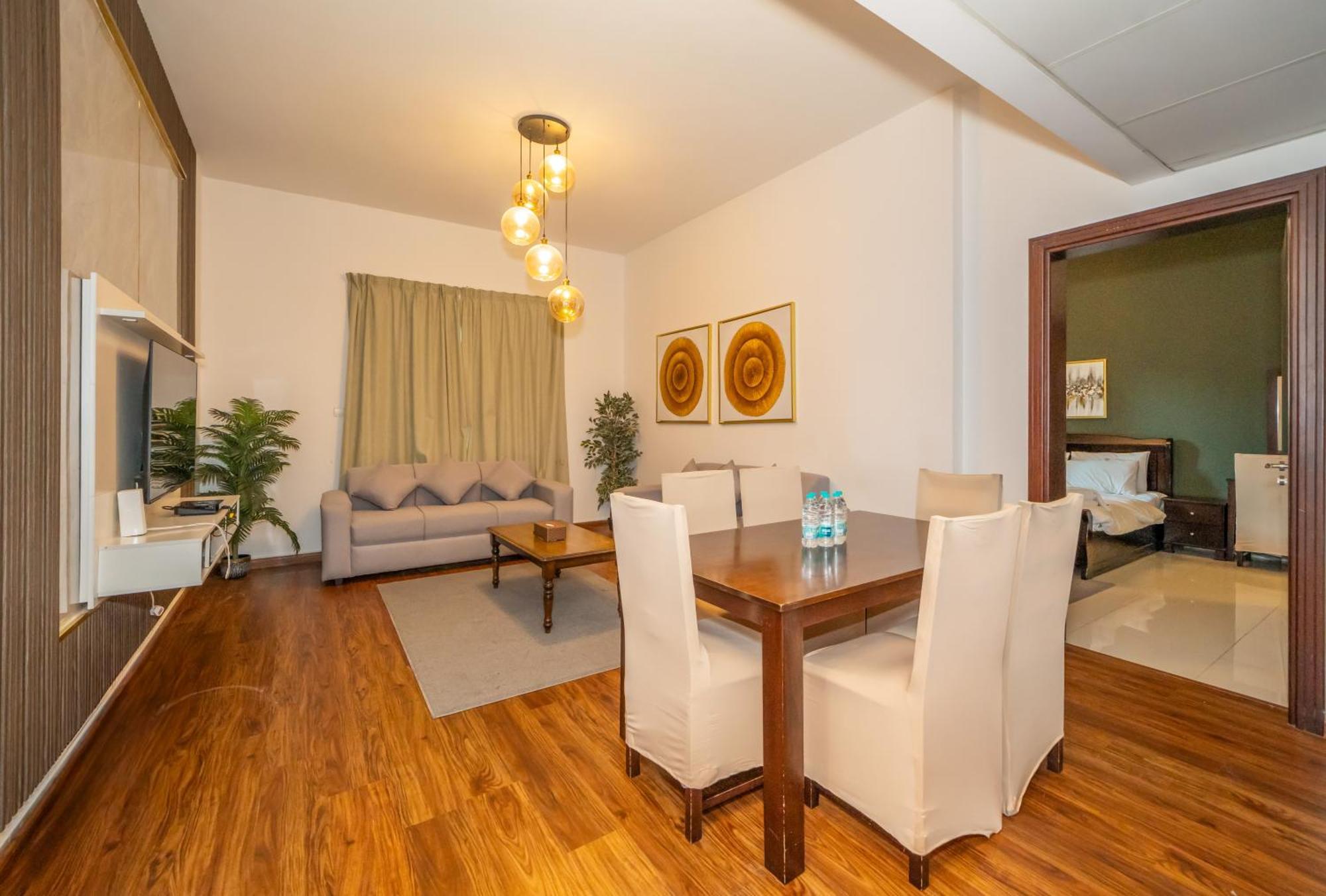 דובאי Live Spacious 3Br Apartment All En Suite & Balcony מראה חיצוני תמונה